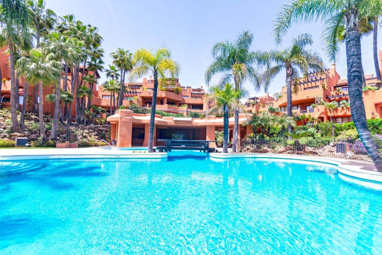 Apartment La Alzambra, Puerto Banus Marbella